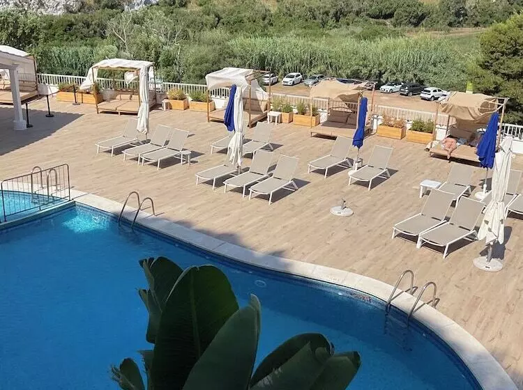 Hotelli Osprey Menorca