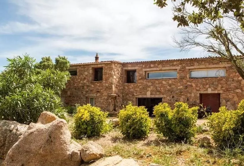 Majatalo Domaine De Piscia