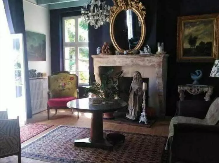 Majatalo Les Hortensias