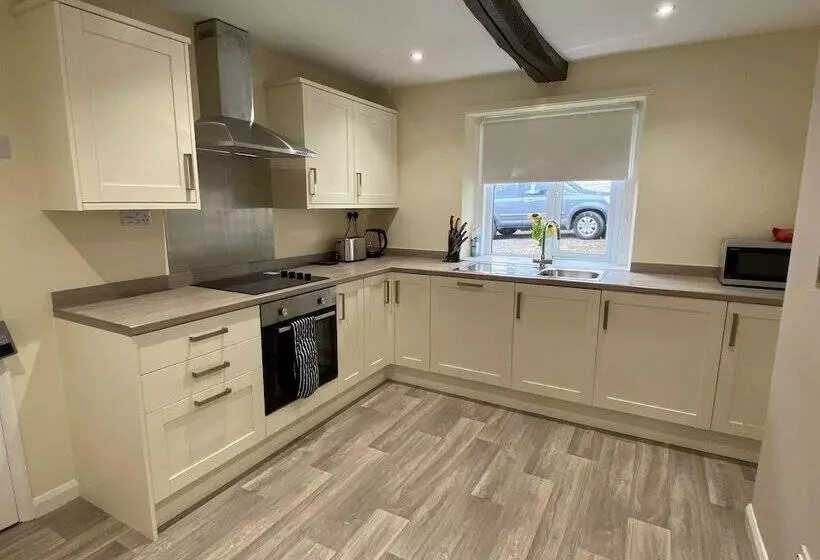 Rattlebeck Farm Holiday Cottage