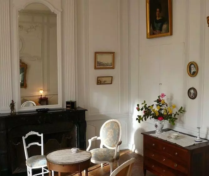 Bed and Breakfast Château De Ternay