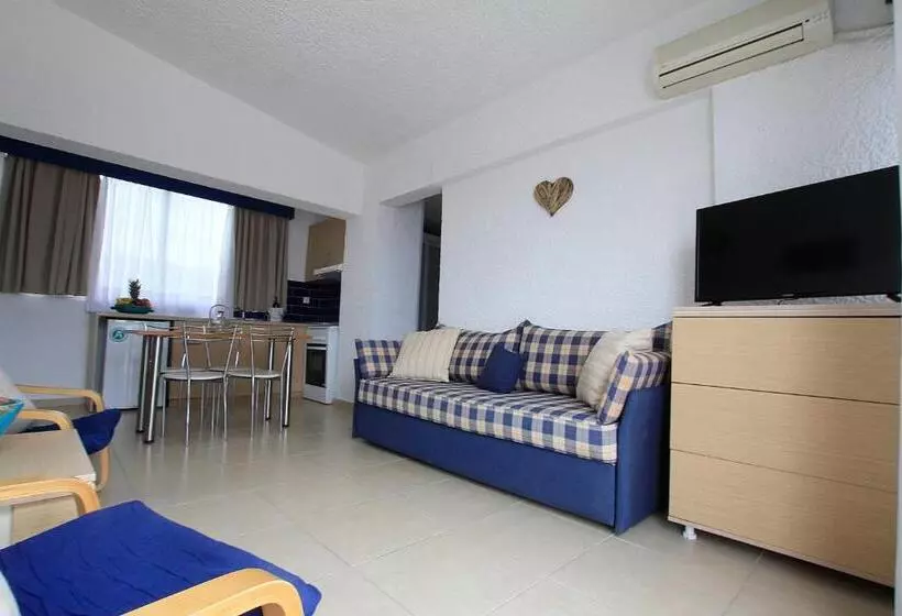 Christiana Hotel Apartments