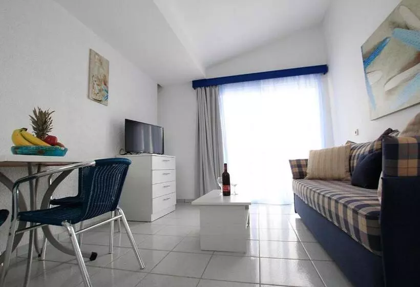 Christiana Hotel Apartments