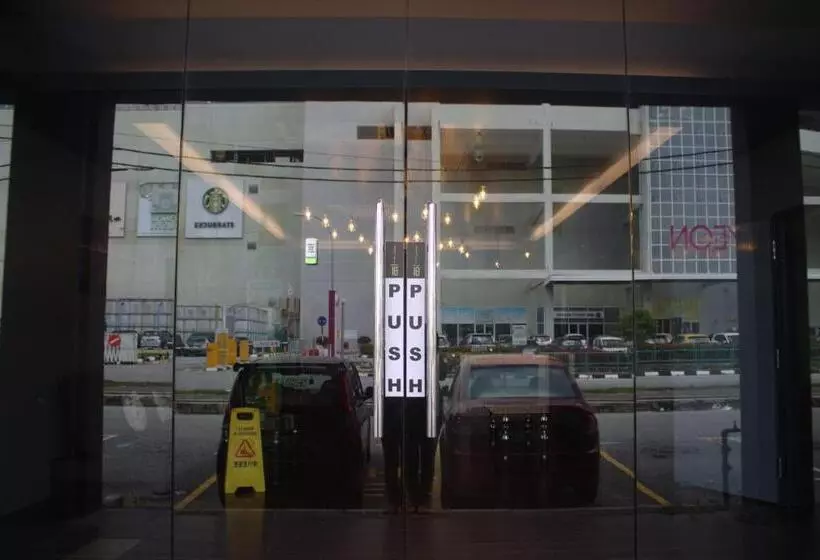 Hotel 18, Ipoh Aeon Mall