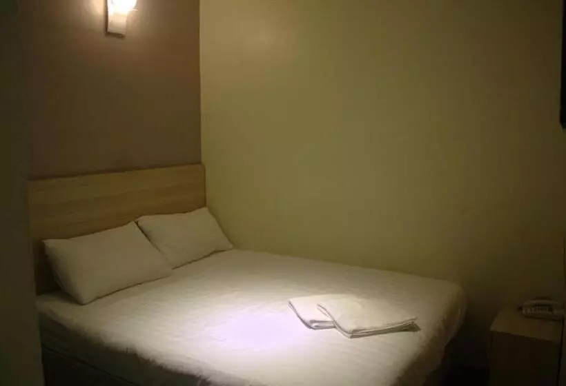 Hotel 18, Ipoh Aeon Mall