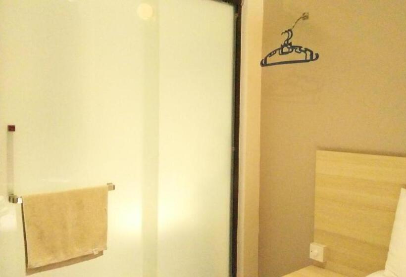 ホテル 18, Ipoh Aeon Mall