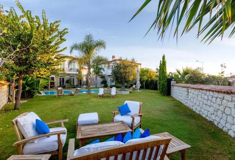 Hotelli Alacati Casa Bella