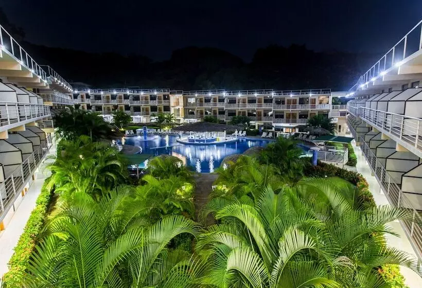 בית מלון כפרי Arenas En Punta Leona