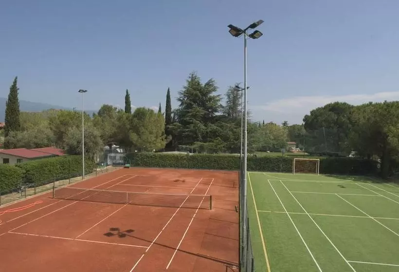 בית מלון כפרי Camping Toscolano