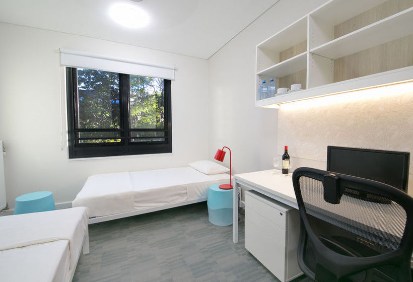 Hotel Glebe Space Pop Up