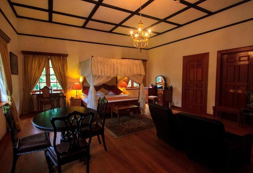 ホテル Governor's Mansion