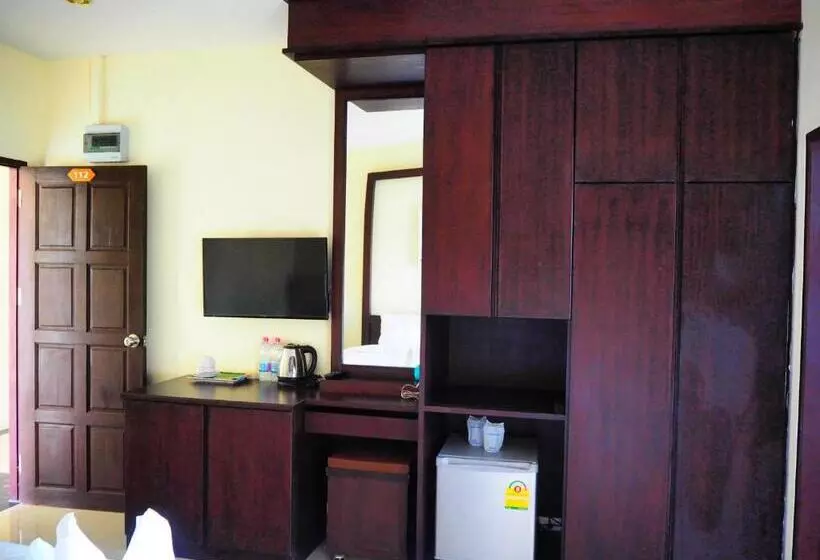 호텔 Morakot Lanta Resort