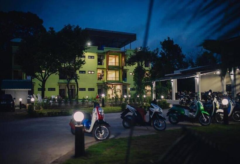 호텔 Morakot Lanta Resort