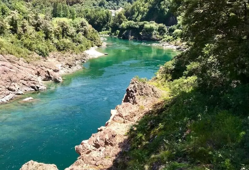 בית מלון כפרי Murchison Lodge