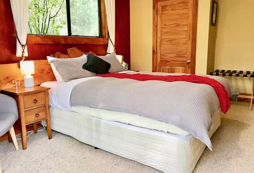 בית מלון כפרי Murchison Lodge