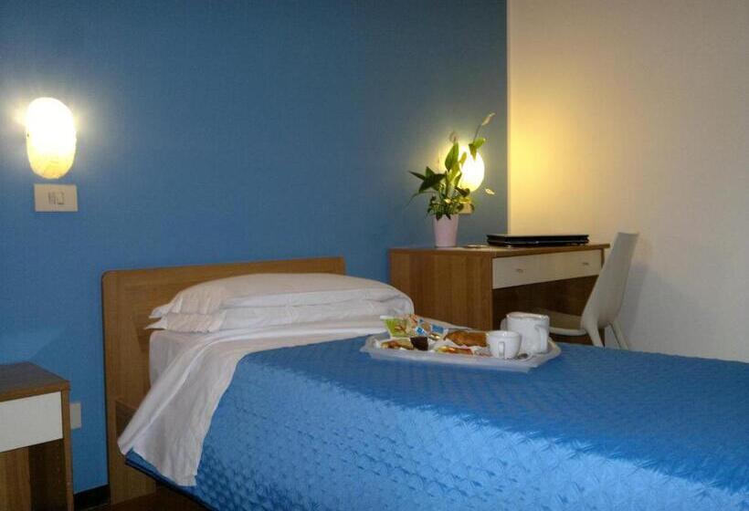 ホテル Albergo Papillon