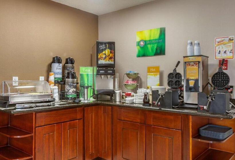 فندق Quality Inn