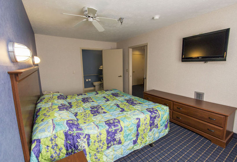 هتل Sandcastle Suites