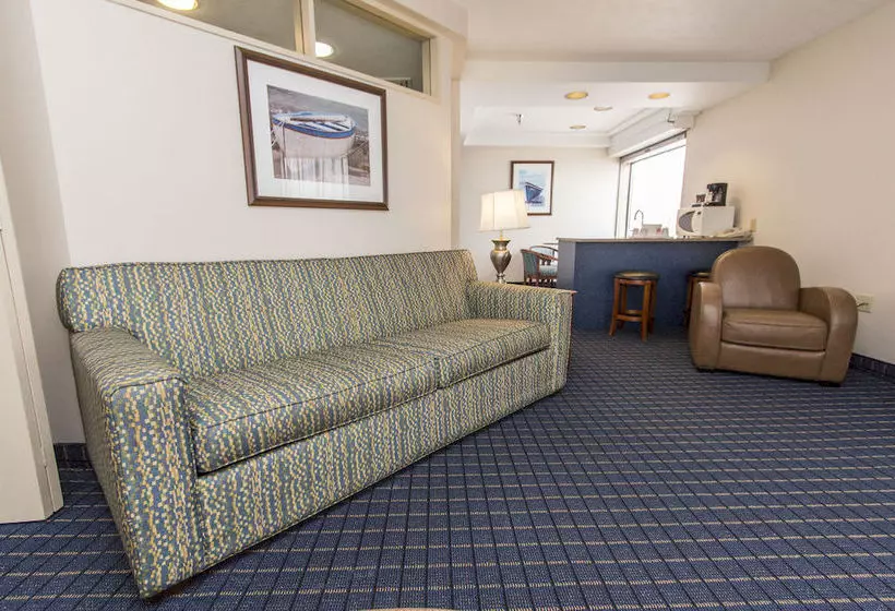 酒店 Sandcastle Suites