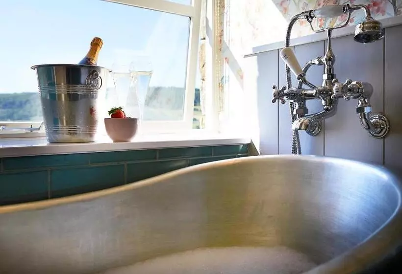 Отель The Grainary Boutique B&b