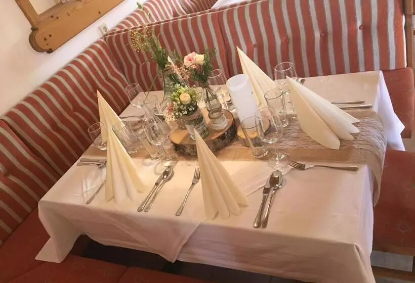 هتل Zistelberghof