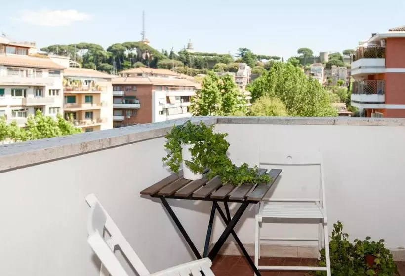 La Lanterna Di San Pietro B&b