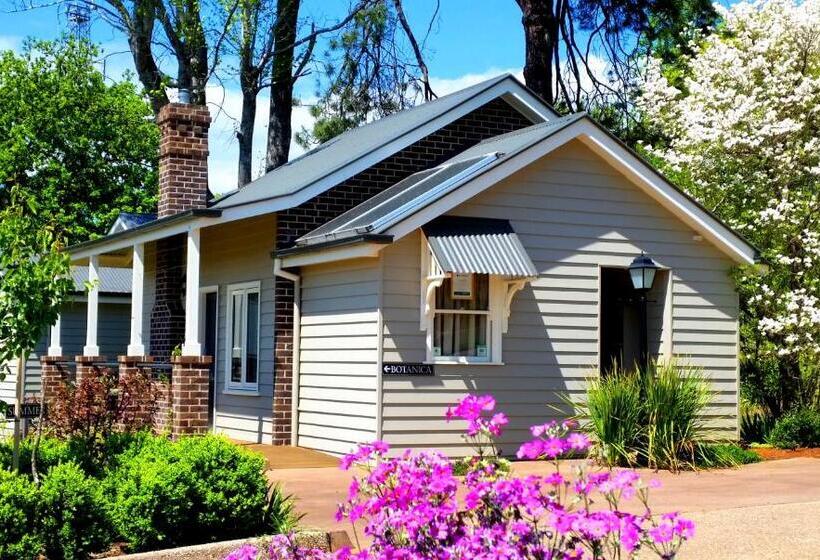 Marysville Garden Cottages