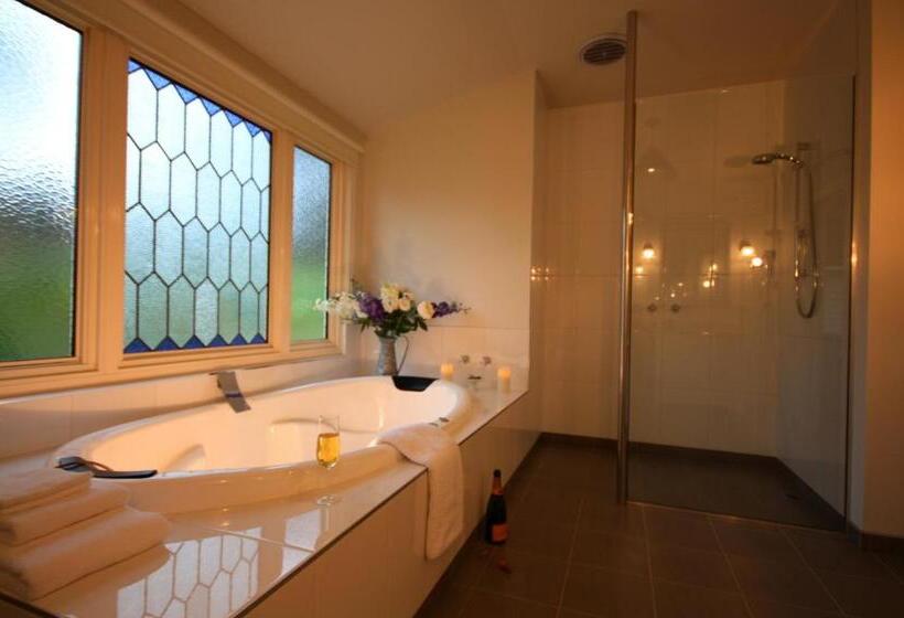 Marysville Garden Cottages