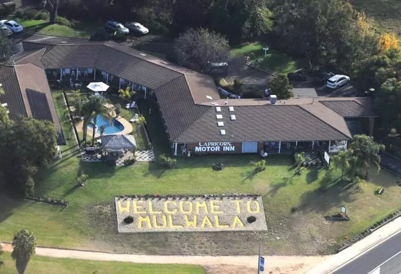 汽车旅馆 Capricorn Motor Inn