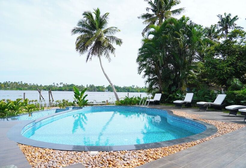 リゾートホテル Vedic Village Retreat Kodungallur