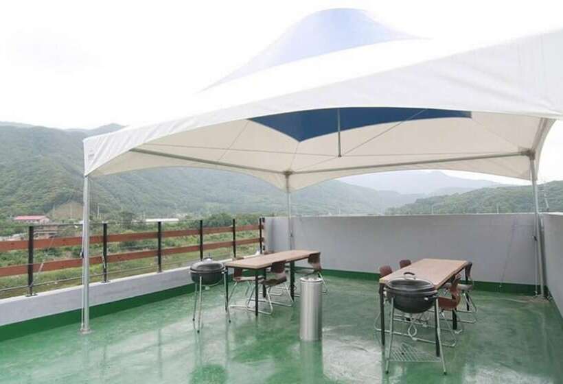 Gapyeong Sagyejeol Pension