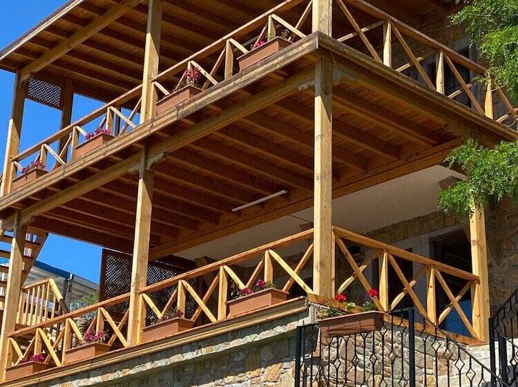 Хостел İmroz Begonvil