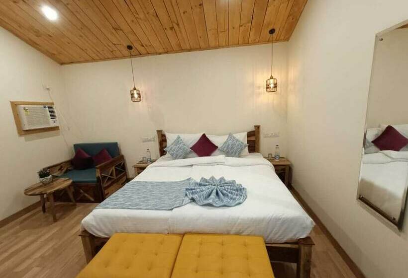 Hotel Aaroham Resorts Shimla