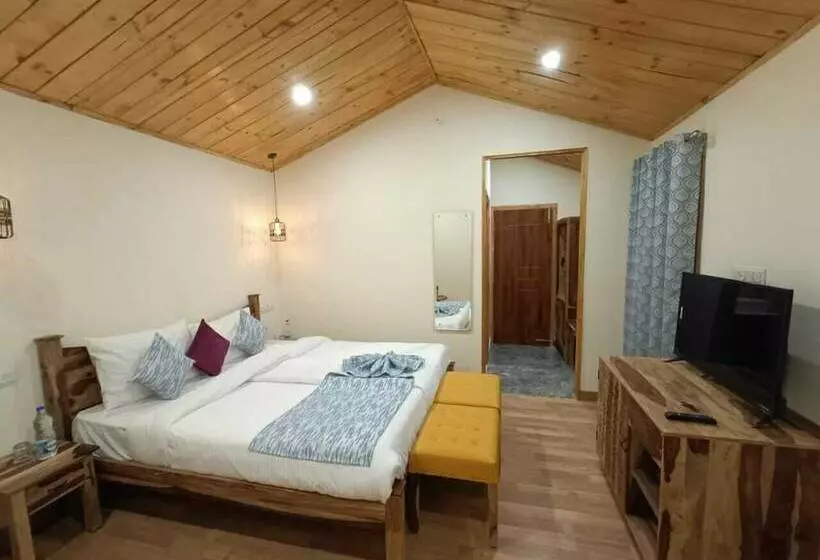 Hotelli Aaroham Resorts Shimla