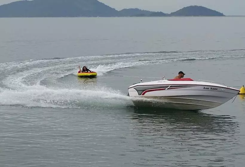 Hotelli Pousada Casa Na árvore Mangaratiba