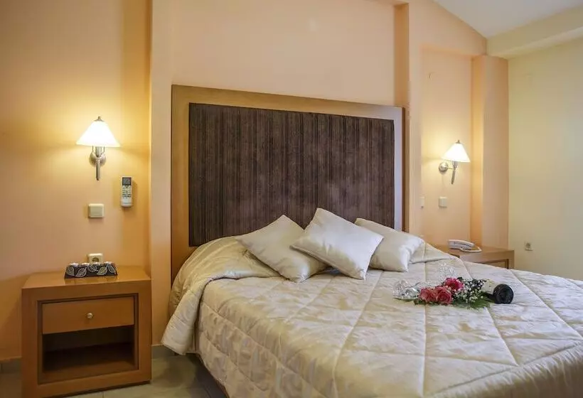 Hotelli Serenity Tolo