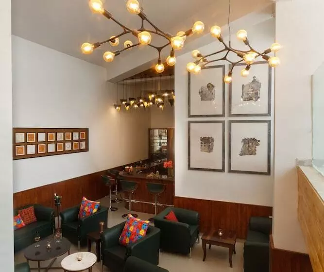 Hotelli Tree Of Life Eila Art