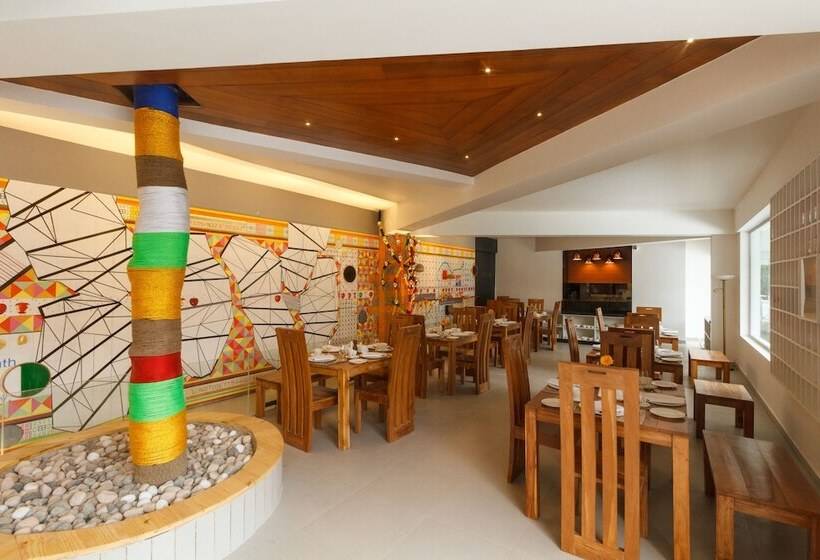 Hotel Tree Of Life Eila Art