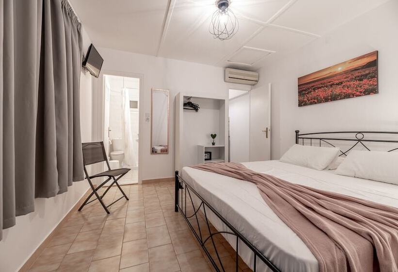 هتل Zante Riva Studios