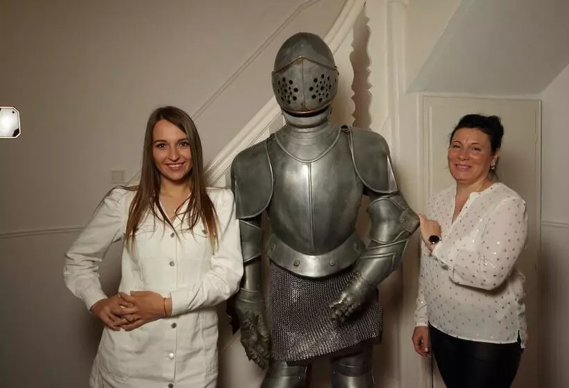 Hotelli Zum Ritter St. Georg