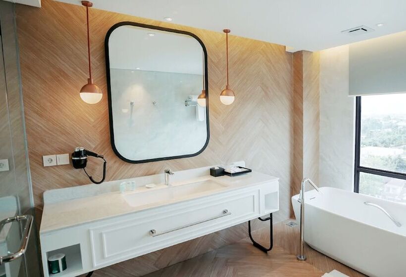 Luwansa Hotel & Convention Center Manado