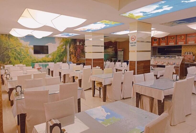 Mi̇raç Golden Palace Otel