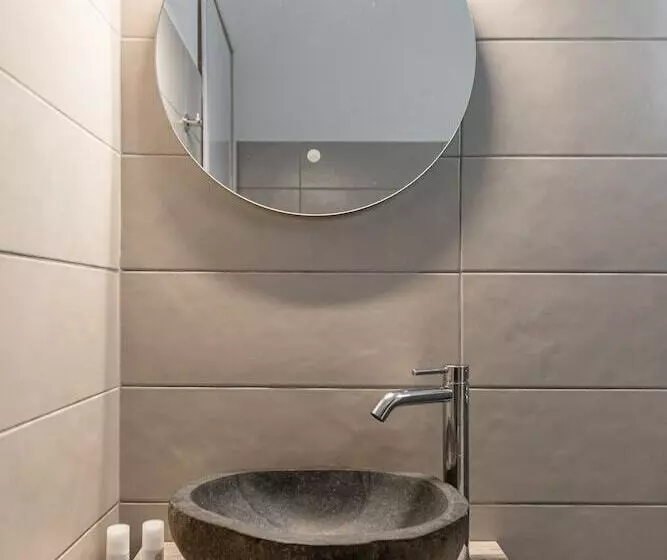 Naxian Garden Of Senses