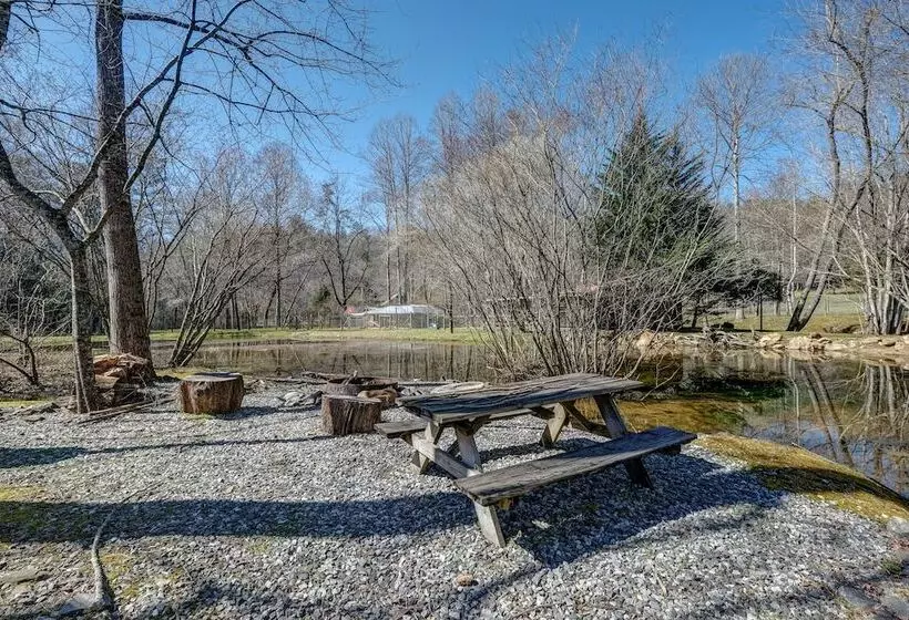Majatalo Cobb Creek Cabins