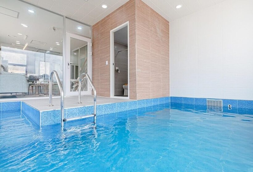 פנסיון Gapyeong Belloci Firstige Partypoolvilla