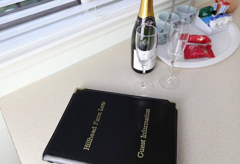 پانسیون Hillhead Farm Lets