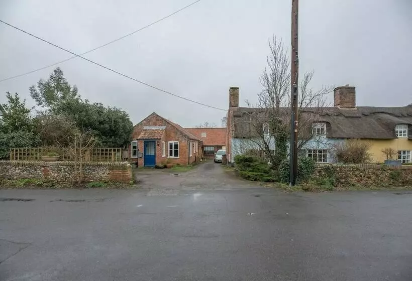 The Woodshed Benhall Air Manage Suffolk