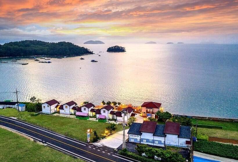 Yeosu Hi Mom Kids Family Pension Gold