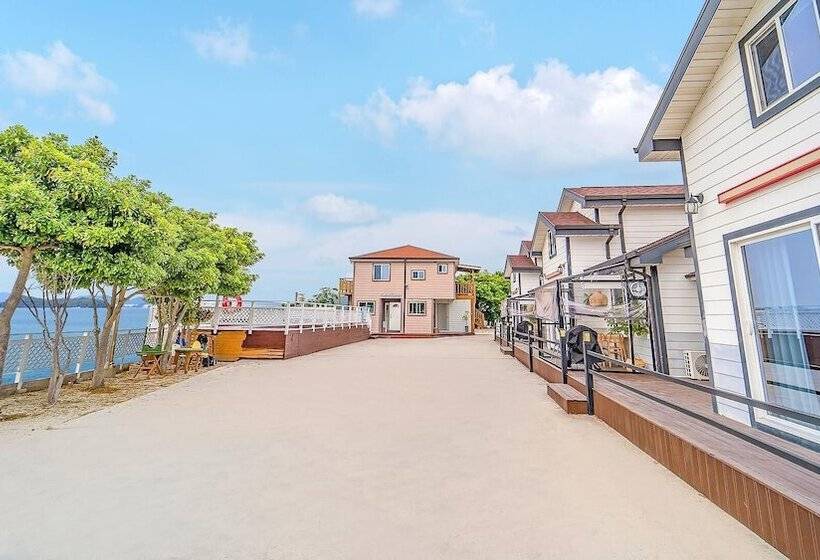 Yeosu Hi Mom Kids Family Pension Gold