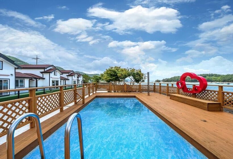 Yeosu Hi Mom Kids Family Pension Gold